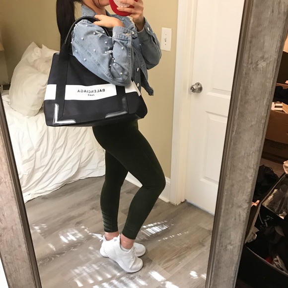 Black & white canvas bag - Picture 1 of 8